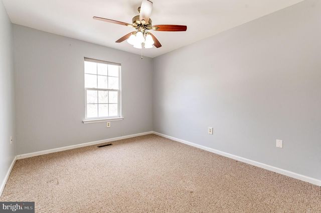 2627 TAMLYNN CT, Easton, PA 18045