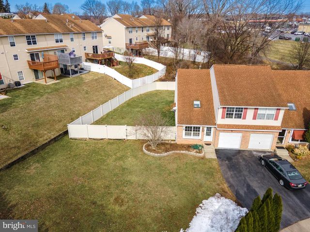 2627 TAMLYNN CT, Easton, PA 18045