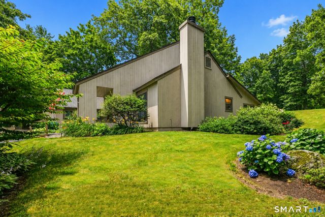 63 Byron Drive 63, Avon, CT 06001