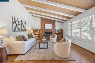 2101 Hillview Dr, Walnut Creek, CA 94596