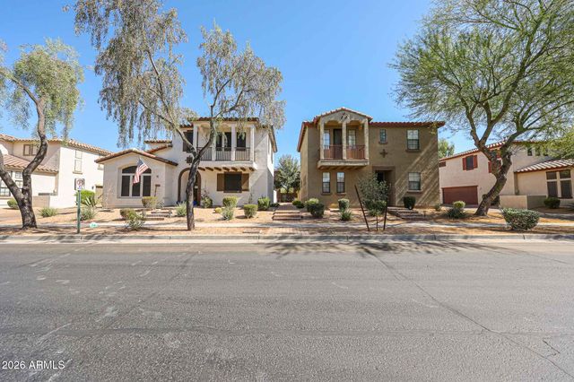 2390 W JAKE Haven, Phoenix, AZ 85085