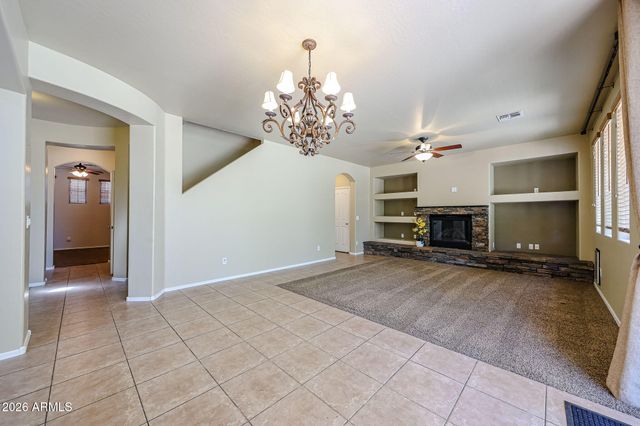 2390 W JAKE Haven, Phoenix, AZ 85085