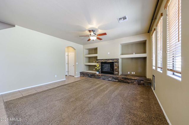 2390 W JAKE Haven, Phoenix, AZ 85085