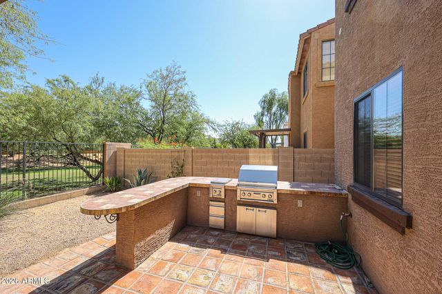 2390 W JAKE Haven, Phoenix, AZ 85085