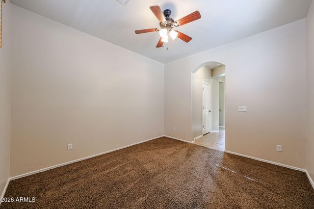 2390 W JAKE Haven, Phoenix, AZ 85085