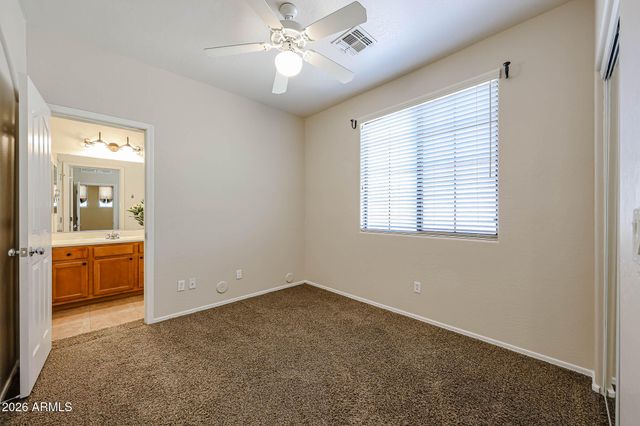 2390 W JAKE Haven, Phoenix, AZ 85085
