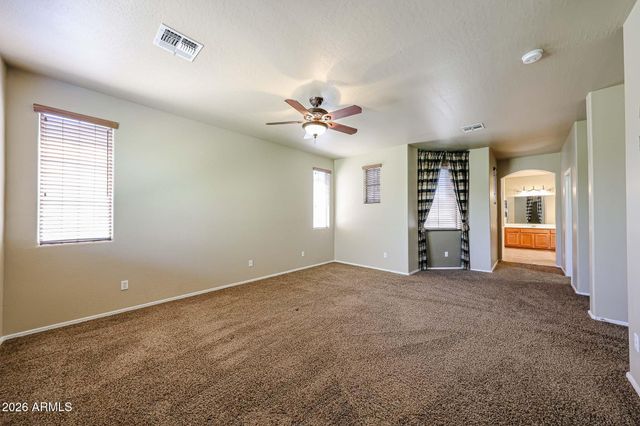 2390 W JAKE Haven, Phoenix, AZ 85085