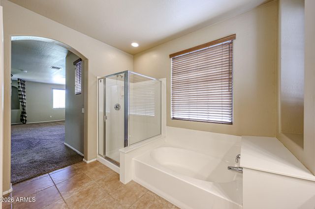 2390 W JAKE Haven, Phoenix, AZ 85085
