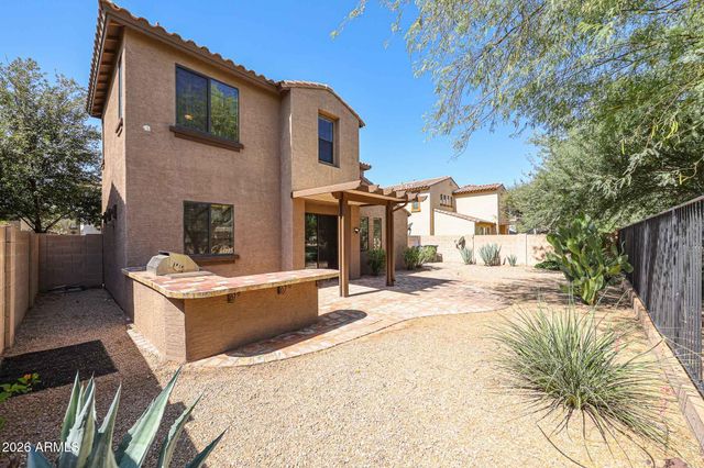 2390 W JAKE Haven, Phoenix, AZ 85085