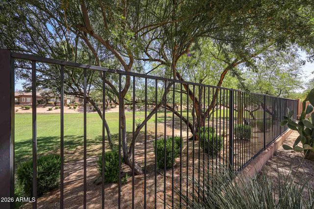 2390 W JAKE Haven, Phoenix, AZ 85085