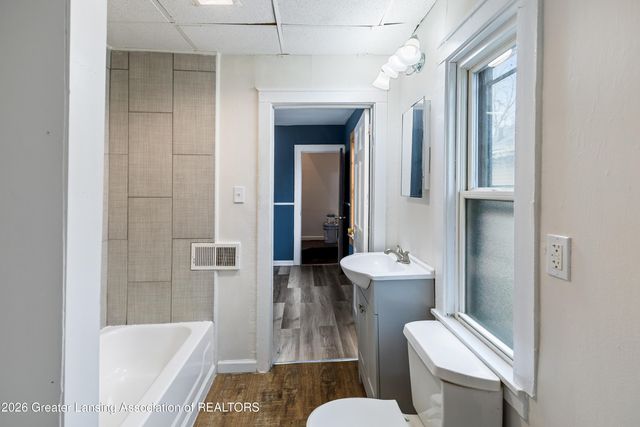 622 S Foster Avenue, Lansing, MI 48912