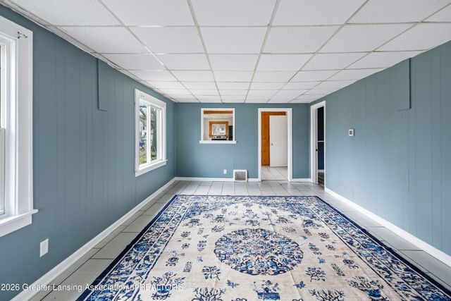 622 S Foster Avenue, Lansing, MI 48912