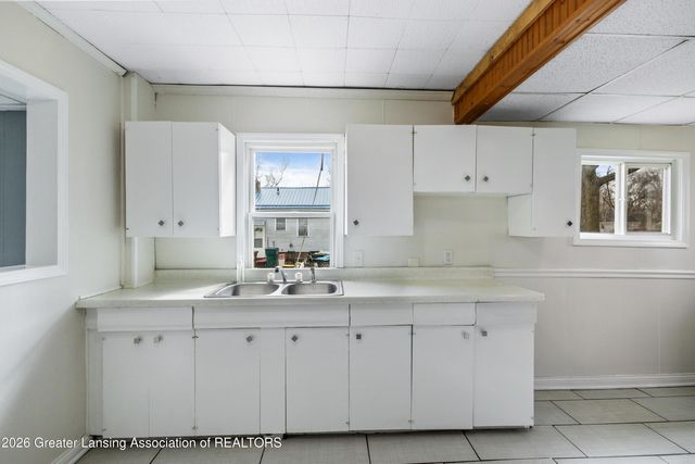 622 S Foster Avenue, Lansing, MI 48912