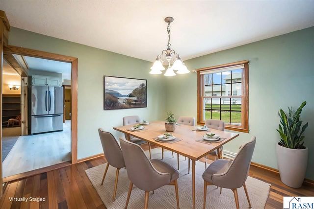 328 S Redwood Drive, Mankato, MN 56001