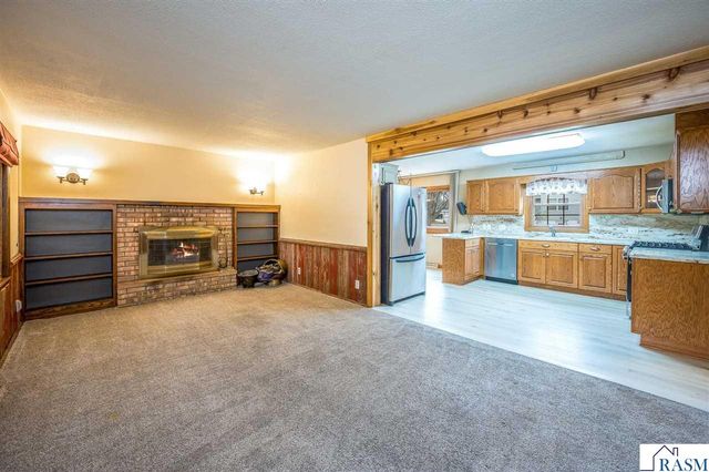 328 S Redwood Drive, Mankato, MN 56001