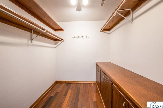 328 S Redwood Drive, Mankato, MN 56001