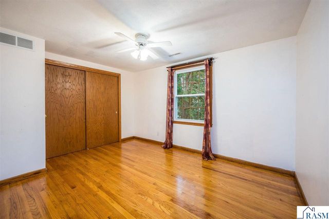 328 S Redwood Drive, Mankato, MN 56001