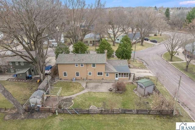 328 S Redwood Drive, Mankato, MN 56001