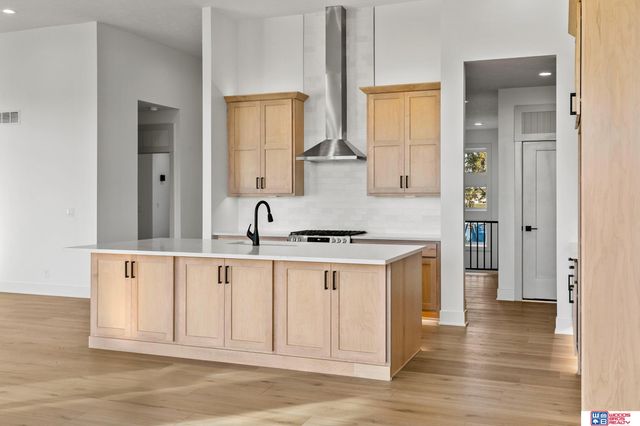 3520 Tree Line Drive, Lincoln, NE 68516