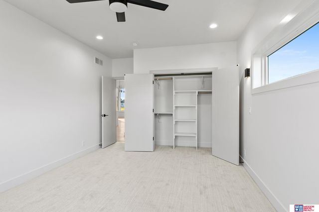 3520 Tree Line Drive, Lincoln, NE 68516