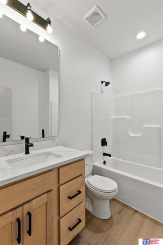 3520 Tree Line Drive, Lincoln, NE 68516