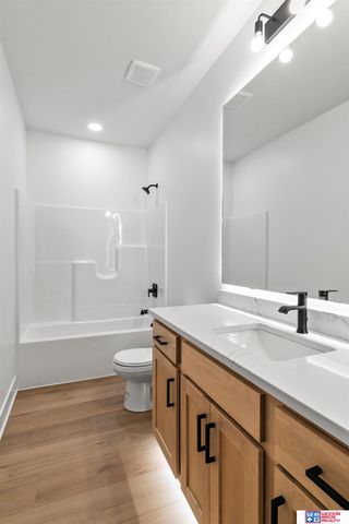 3520 Tree Line Drive, Lincoln, NE 68516