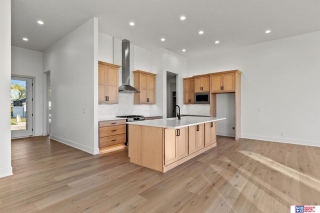 3520 Tree Line Drive, Lincoln, NE 68516