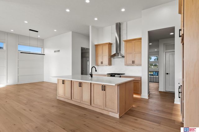 3520 Tree Line Drive, Lincoln, NE 68516