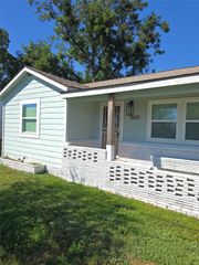 3603 E Lockwood Drive, Houston, TX 77026