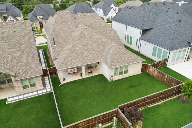 2560 Hampstead Lane, Carrollton, TX 75010