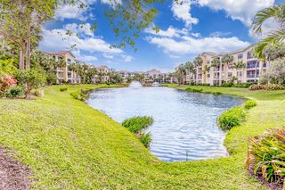 200 Uno Lago Drive 105, Juno Beach, FL 33408