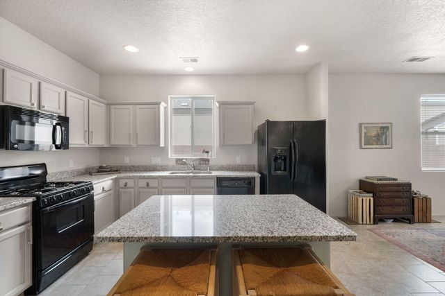 1781 Camino Rustica SW, Los Lunas, NM 87031