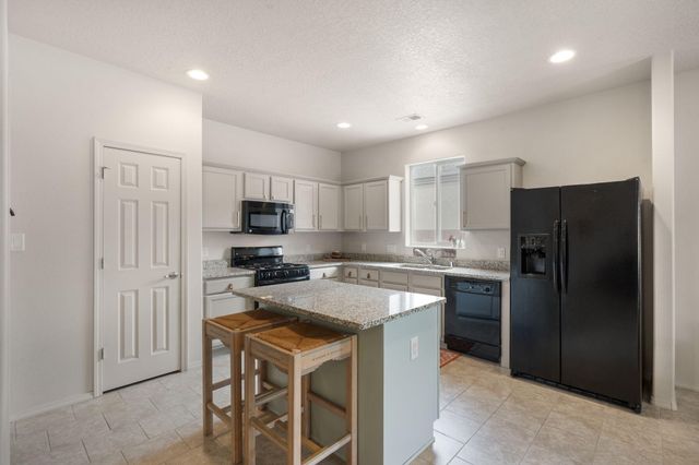 1781 Camino Rustica SW, Los Lunas, NM 87031