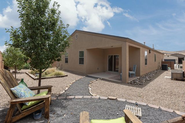 1781 Camino Rustica SW, Los Lunas, NM 87031