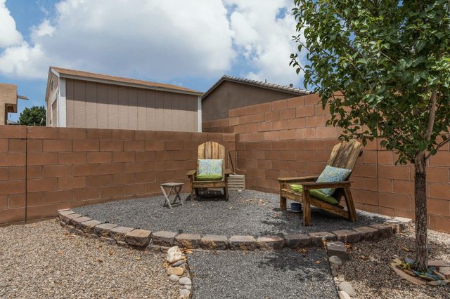 1781 Camino Rustica SW, Los Lunas, NM 87031