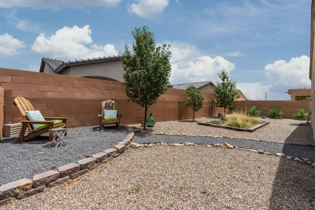 1781 Camino Rustica SW, Los Lunas, NM 87031