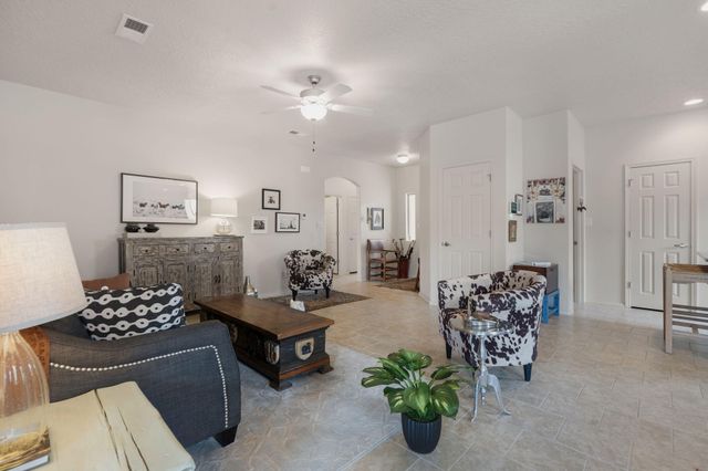 1781 Camino Rustica SW, Los Lunas, NM 87031