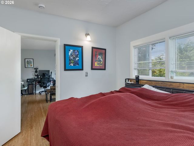 4720 Se 37TH Ave, Portland, OR 97202