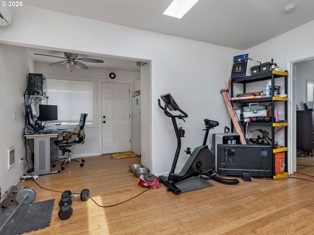 4720 Se 37TH Ave, Portland, OR 97202