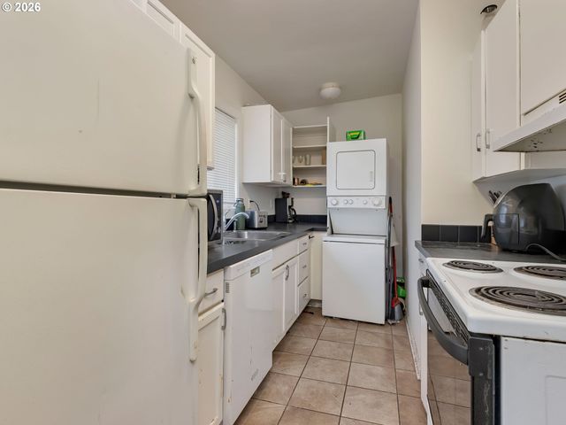 4720 Se 37TH Ave, Portland, OR 97202