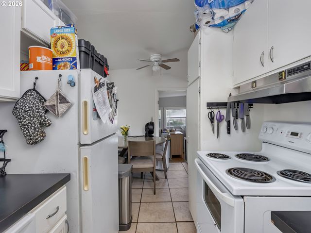 4720 Se 37TH Ave, Portland, OR 97202