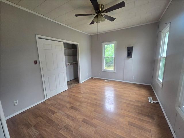 422 S Graham Street, Leeton, MO 64761