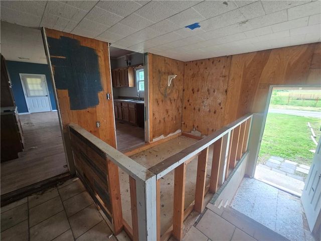 422 S Graham Street, Leeton, MO 64761