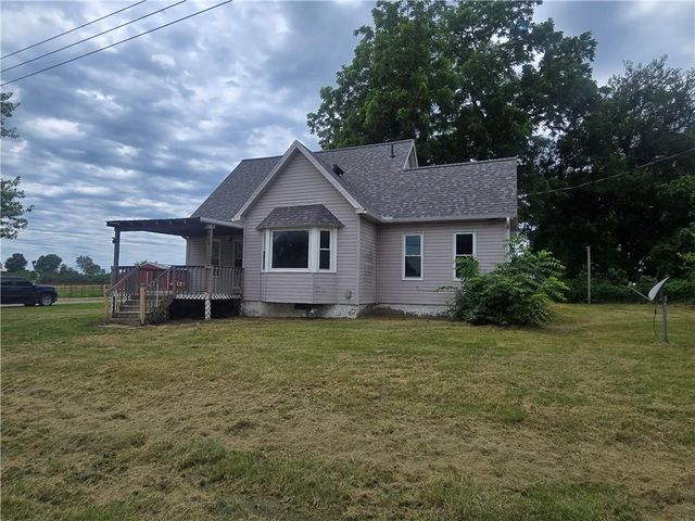 422 S Graham Street, Leeton, MO 64761