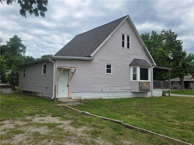 422 S Graham Street, Leeton, MO 64761
