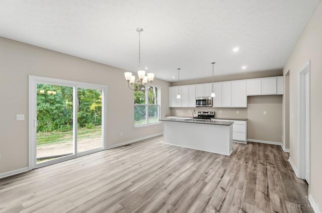 1247 Eagle Boulevard, Hamilton Twp, OH 45029