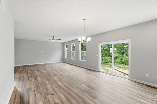 1247 Eagle Boulevard, Hamilton Twp, OH 45029