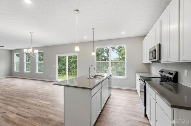 1247 Eagle Boulevard, Hamilton Twp, OH 45029