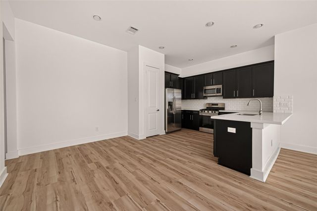 8821 Hollister Pine Court, Houston, TX 77080