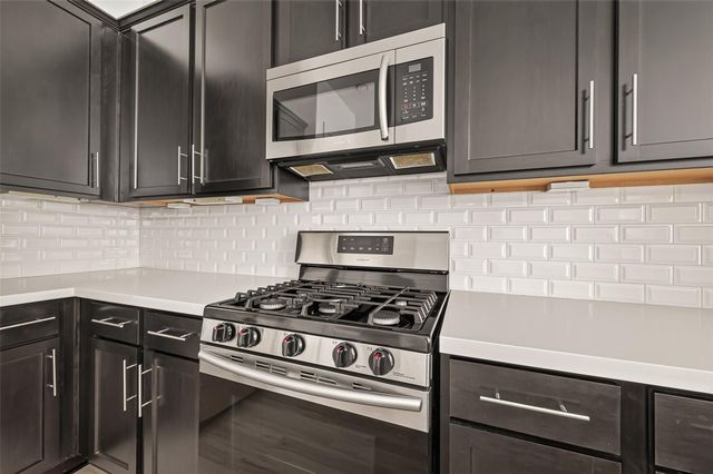 8821 Hollister Pine Court, Houston, TX 77080